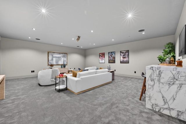 110 Sporleder Court, Los Gatos, CA 95032