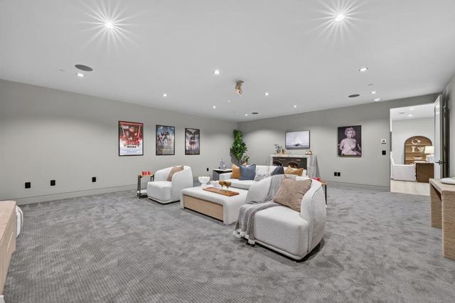 110 Sporleder Court, Los Gatos, CA 95032