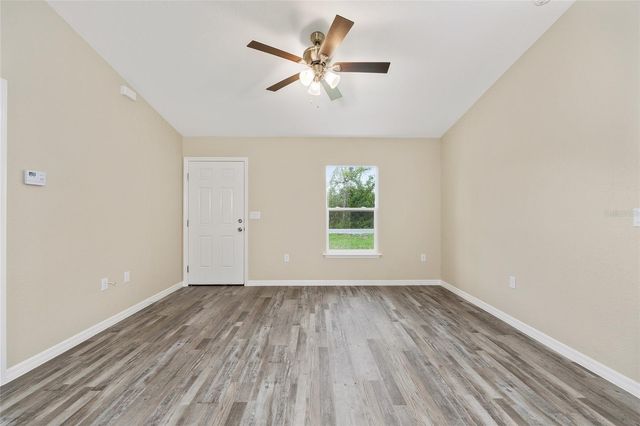 21 FISHER PLACE, Ocklawaha, FL 32179