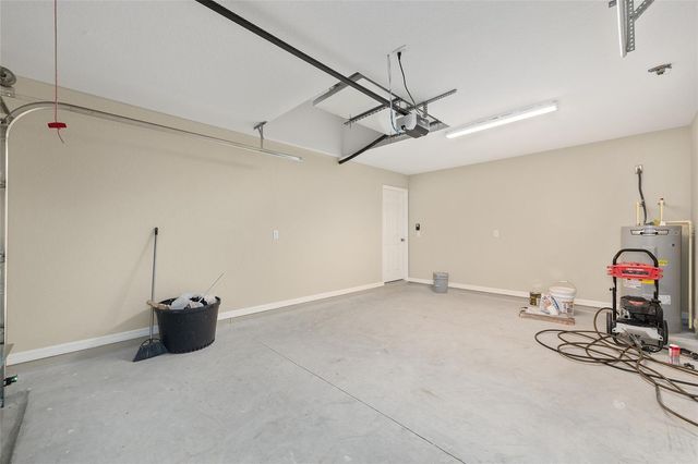21 FISHER PLACE, Ocklawaha, FL 32179