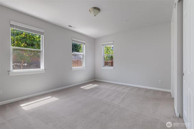 1108 25th Avenue Ct SW, Puyallup, WA 98371