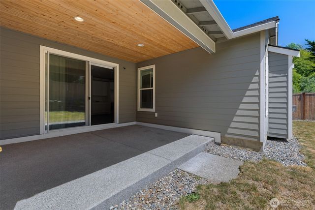 1108 25th Avenue Ct SW, Puyallup, WA 98371