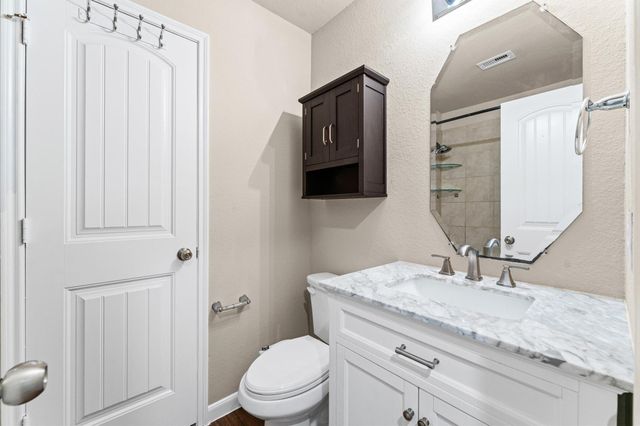 9918 Channel Set Way, Rosharon, TX 77583