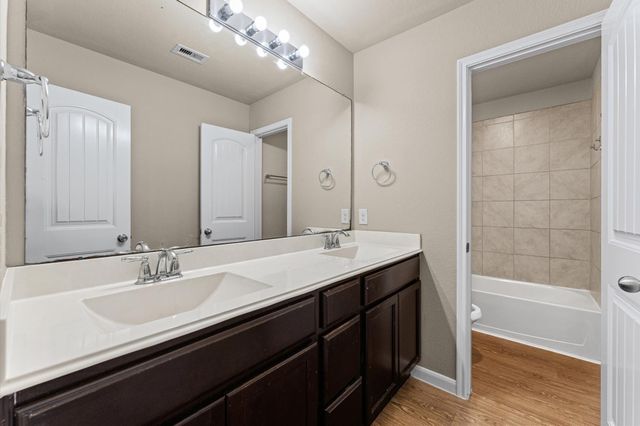 9918 Channel Set Way, Rosharon, TX 77583