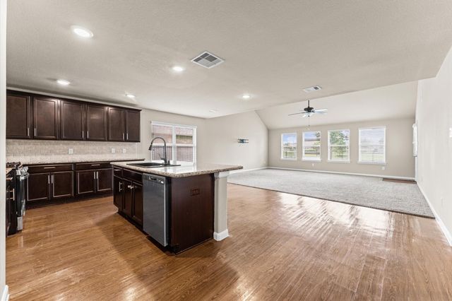 9918 Channel Set Way, Rosharon, TX 77583