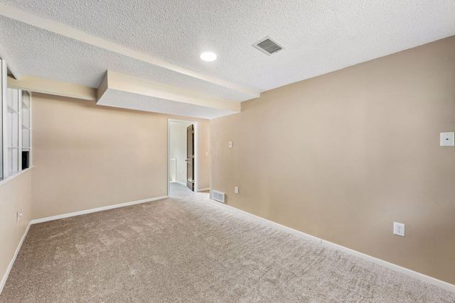 4524 Morningside Avenue, Vadnais Heights, MN 55127