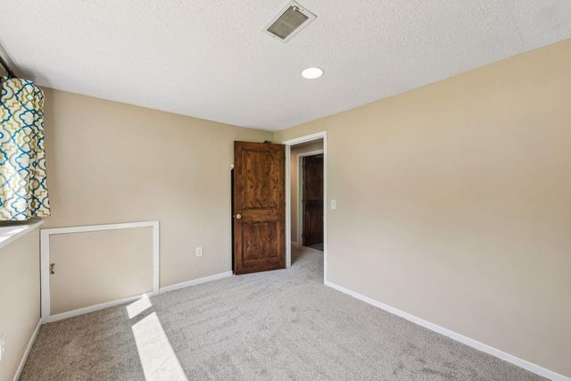 4524 Morningside Avenue, Vadnais Heights, MN 55127