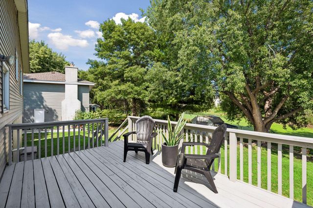 4524 Morningside Avenue, Vadnais Heights, MN 55127