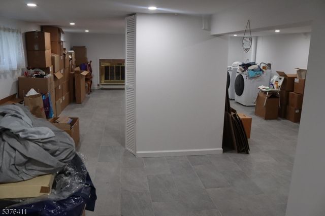 887 Schuyler Ave, Kearny Town, NJ 07032