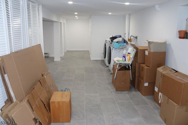 887 Schuyler Ave, Kearny Town, NJ 07032