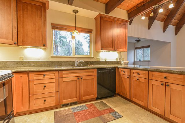 2341 Hassler Rd, Placerville, CA 95667