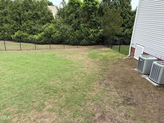 53 Westcliff Court, Clayton, NC 27527