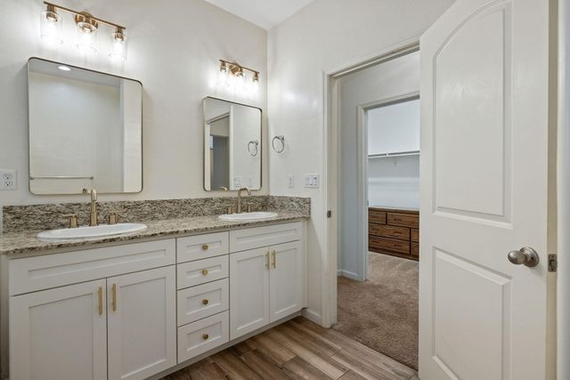 3096 Markham Street, Tulare, CA 93274