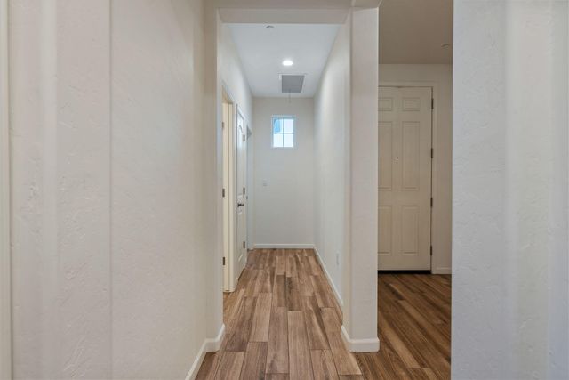 3096 Markham Street, Tulare, CA 93274