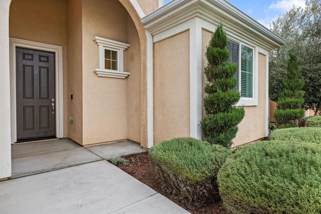 3096 Markham Street, Tulare, CA 93274