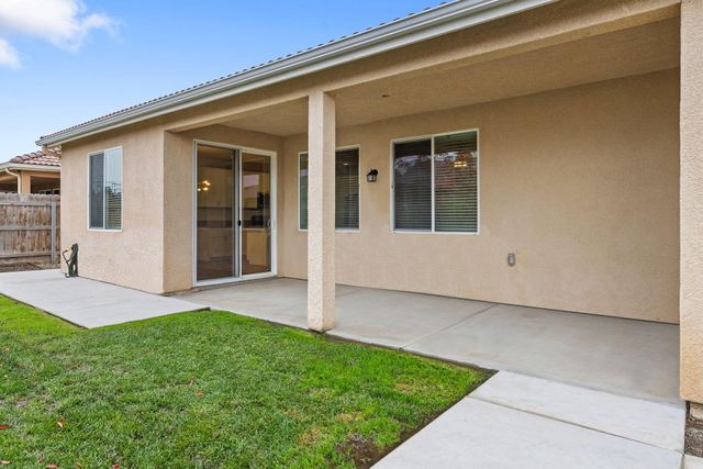 3096 Markham Street, Tulare, CA 93274