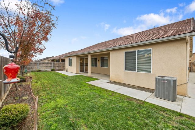 3096 Markham Street, Tulare, CA 93274