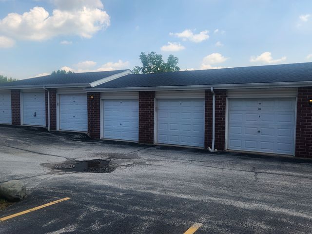16661 Liberty Circle 2S, Orland Park, IL 60467