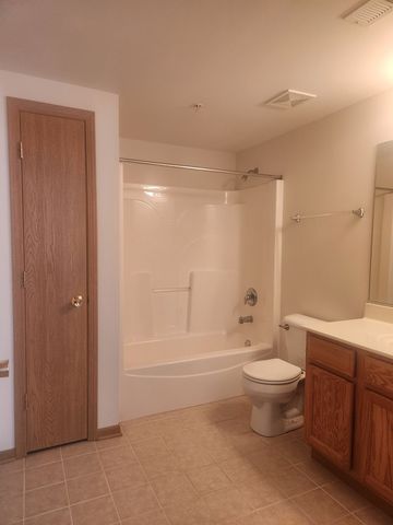 16661 Liberty Circle 2S, Orland Park, IL 60467