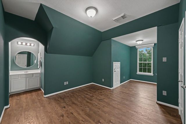 26907 Mossy Leaf Lane, Cypress, TX 77433