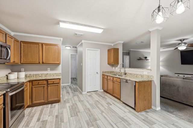 16637 Woodside Drive, Fort Worth, TX 76247