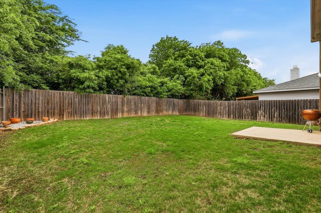 16637 Woodside Drive, Fort Worth, TX 76247