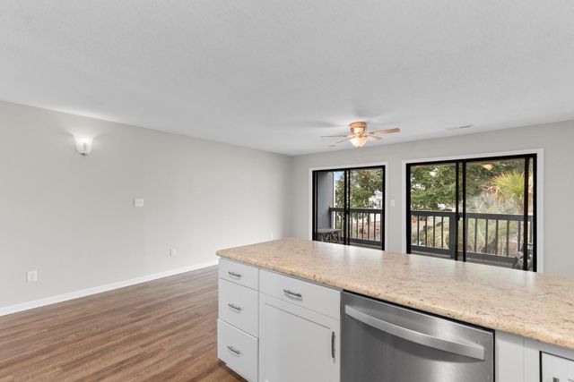 1851 Colony Dr Apt 4G, Surfside Beach, SC 29575