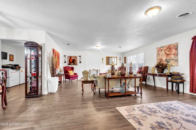 659 Cottrell Avenue, Holly Springs, MS 38635