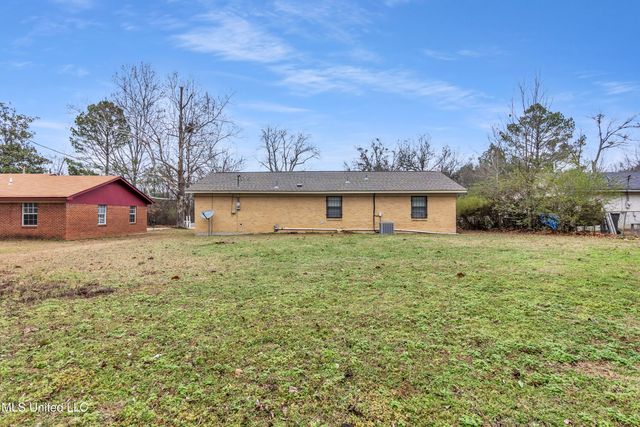 659 Cottrell Avenue, Holly Springs, MS 38635