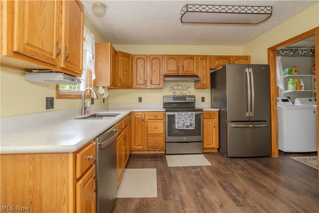 1009 Brittingham Drive, Ravenna, OH 44266