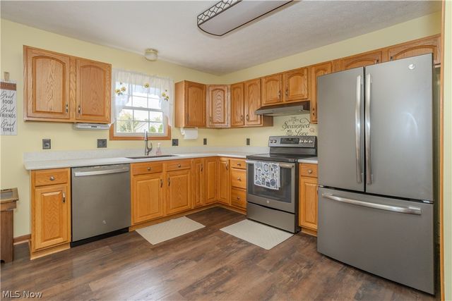 1009 Brittingham Drive, Ravenna, OH 44266