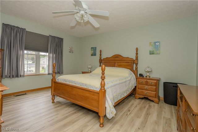1009 Brittingham Drive, Ravenna, OH 44266