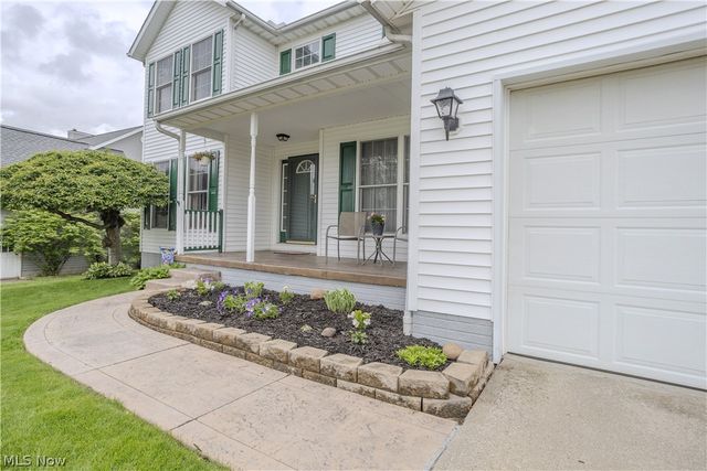 1009 Brittingham Drive, Ravenna, OH 44266