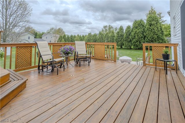 1009 Brittingham Drive, Ravenna, OH 44266