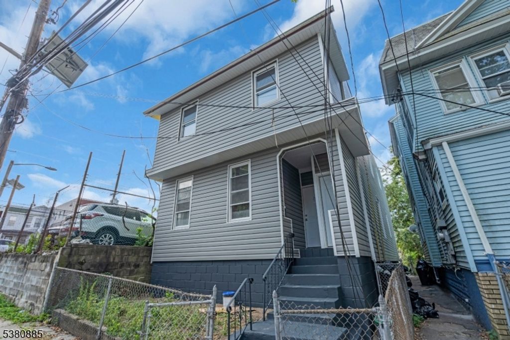 9 Highland Ter, Irvington Twp., NJ 07111