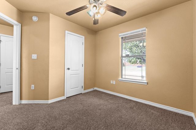 9604 Diana DR, Killeen, TX 76542