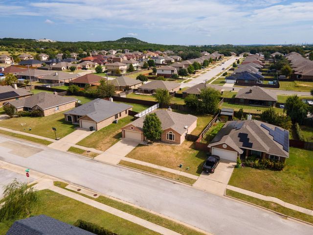 9604 Diana DR, Killeen, TX 76542