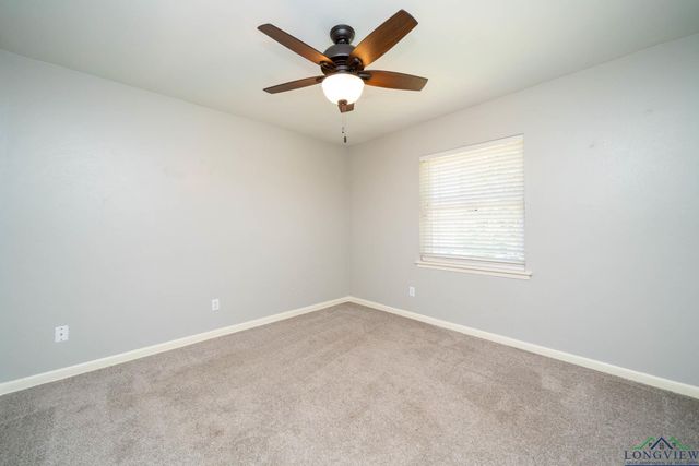 11 Finch Dr, Longview, TX 75605