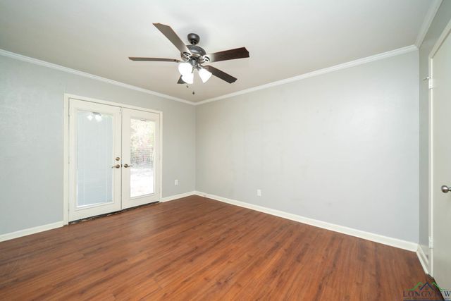 11 Finch Dr, Longview, TX 75605