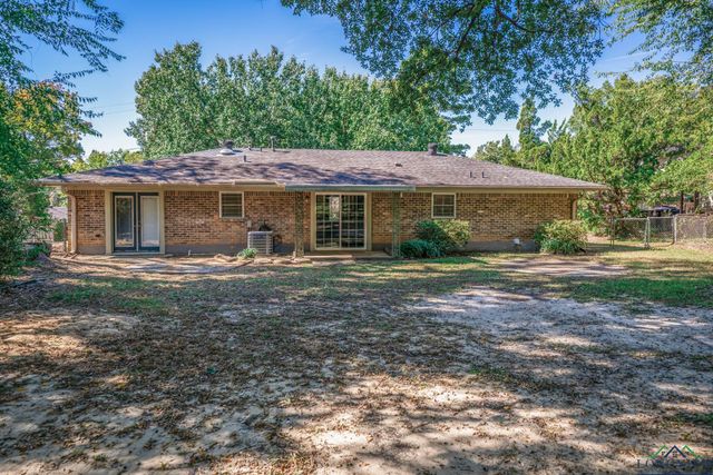 11 Finch Dr, Longview, TX 75605