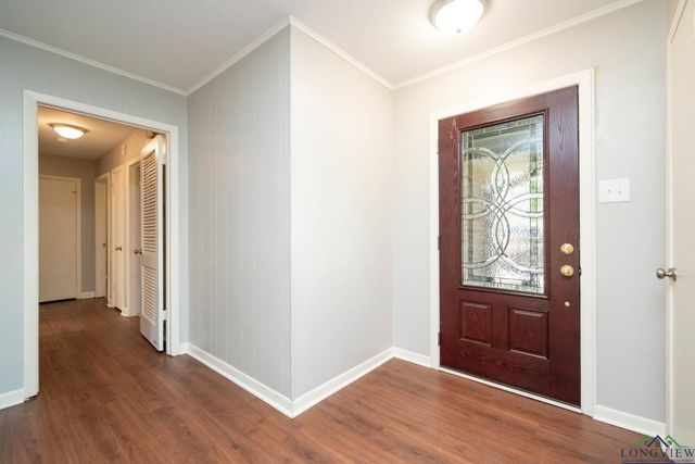 11 Finch Dr, Longview, TX 75605