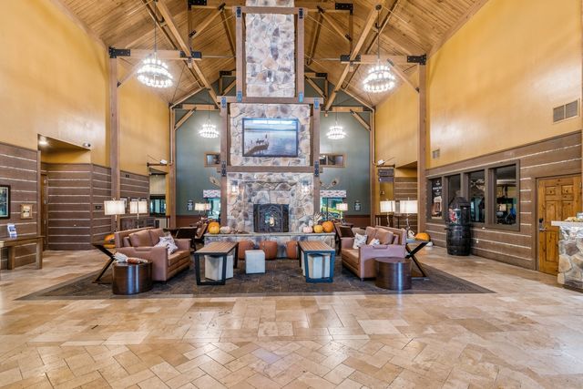 7020 Grand Geneva Way 159, Geneva, WI 53147