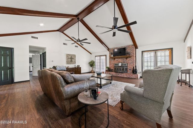 664 Don Guilbeau Road, Arnaudville, LA 70512