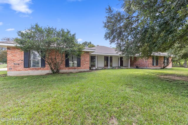 664 Don Guilbeau Road, Arnaudville, LA 70512