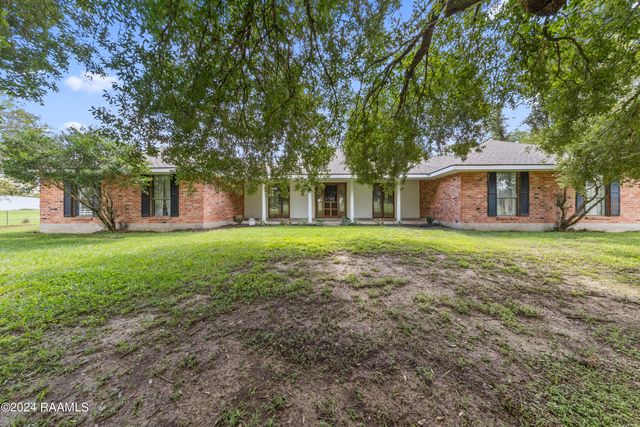 664 Don Guilbeau Road, Arnaudville, LA 70512