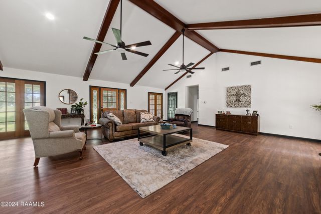 664 Don Guilbeau Road, Arnaudville, LA 70512