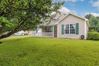204 Brittland Drive, Bonaire, GA 31005