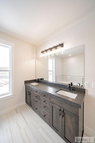 522 Vista Ridge Dr, Rexburg, ID 83440
