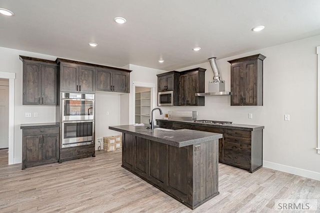 522 Vista Ridge Dr, Rexburg, ID 83440
