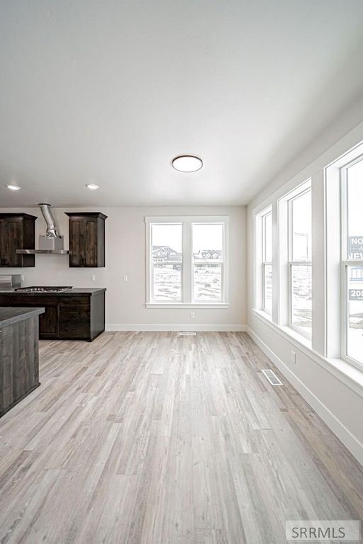 Image 13 of property listing at 522 Vista Ridge Dr, Rexburg, ID 83440